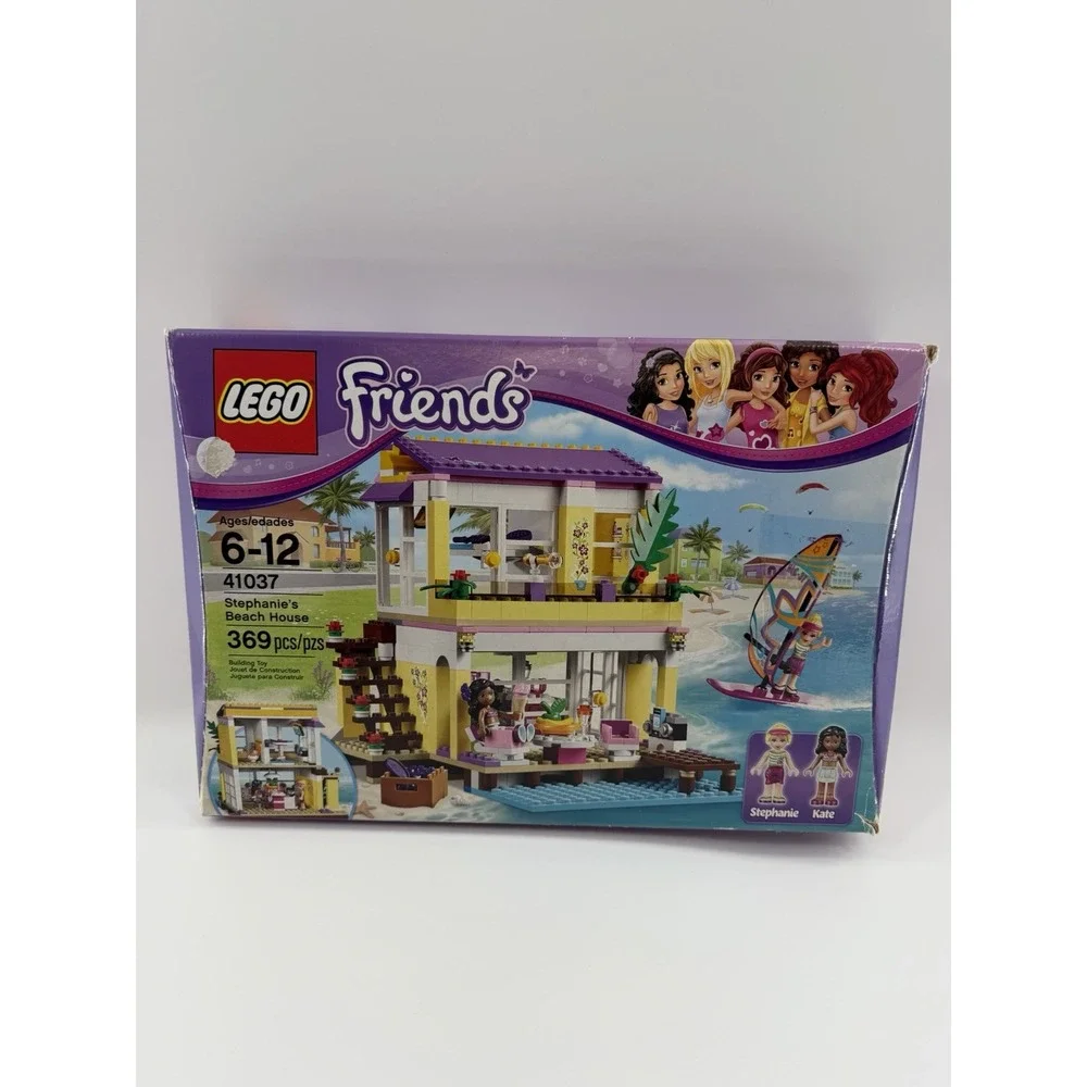 Lego Friends Stephanie's Beach House Set 41037 retired 369 Pieces
